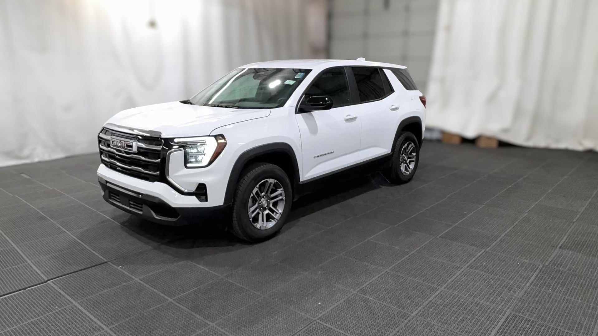 2026 GMC Terrain vehicle photo