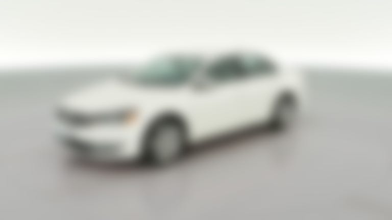 2015 Volkswagen Passat vehicle photo