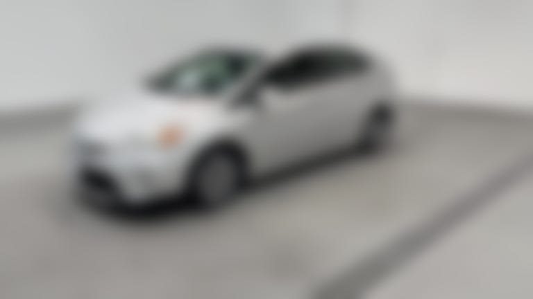 2014 Toyota Prius vehicle photo