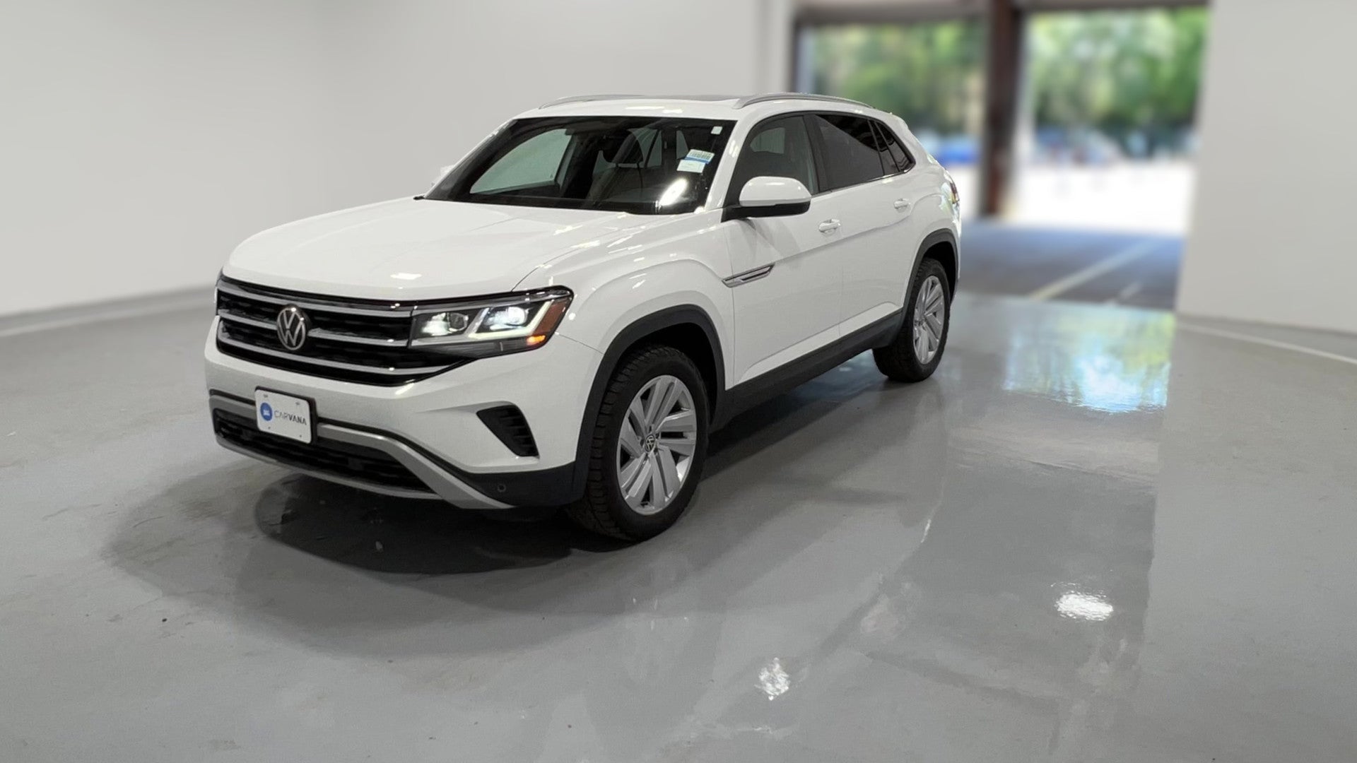 2022 Volkswagen Atlas Cross Sport vehicle photo