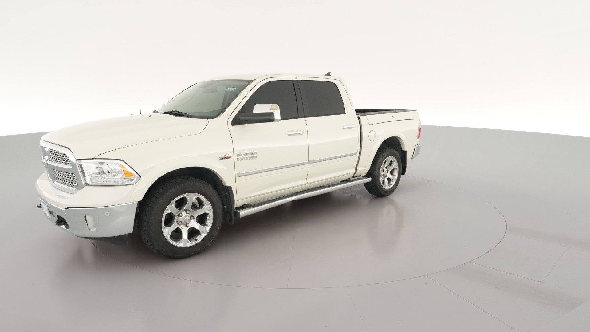 2017 Ram 1500 Crew Cab vehicle photo