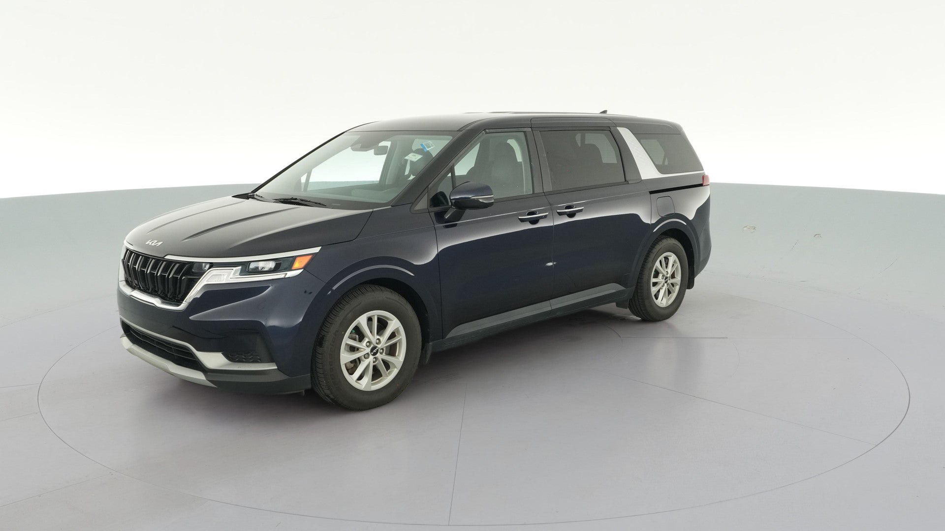 2022 Kia Carnival vehicle photo