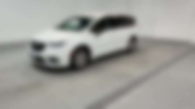 2024 Chrysler Pacifica vehicle photo