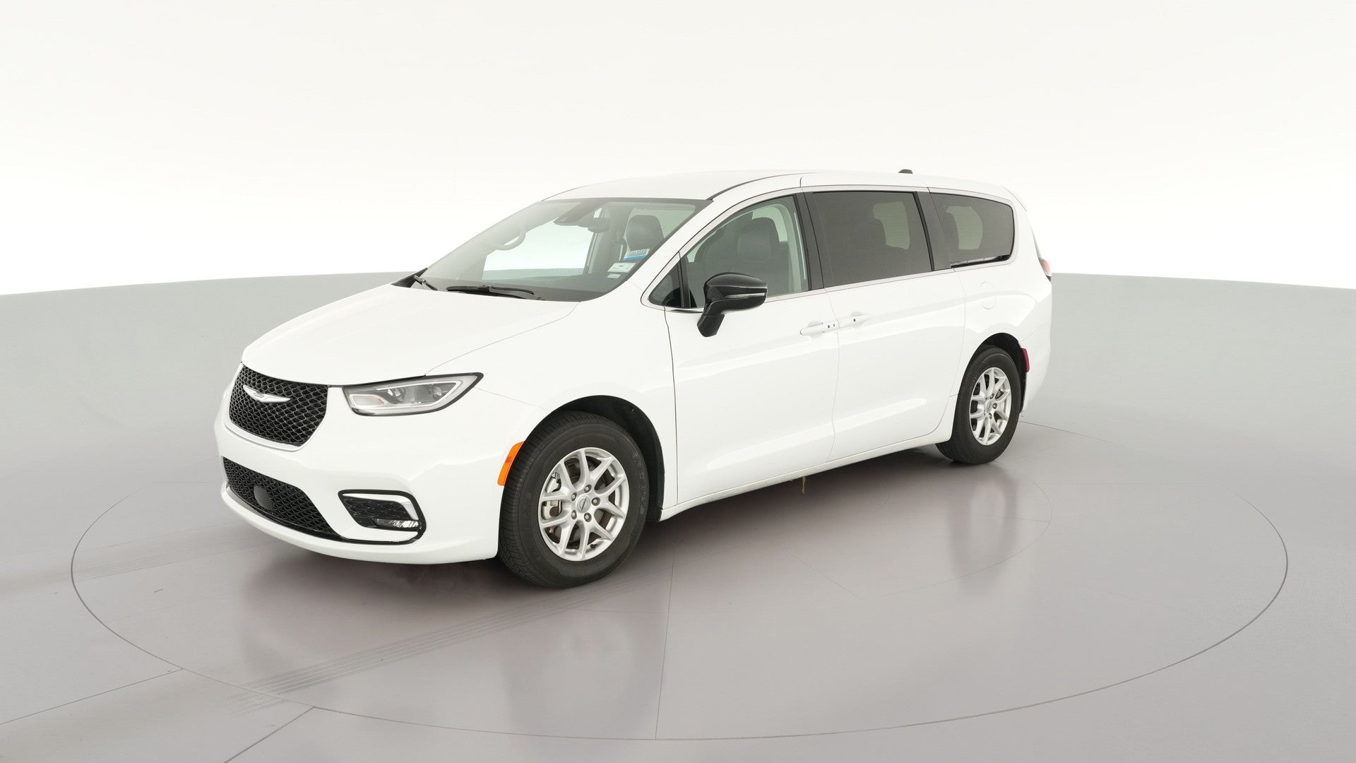 2024 Chrysler Pacifica vehicle photo