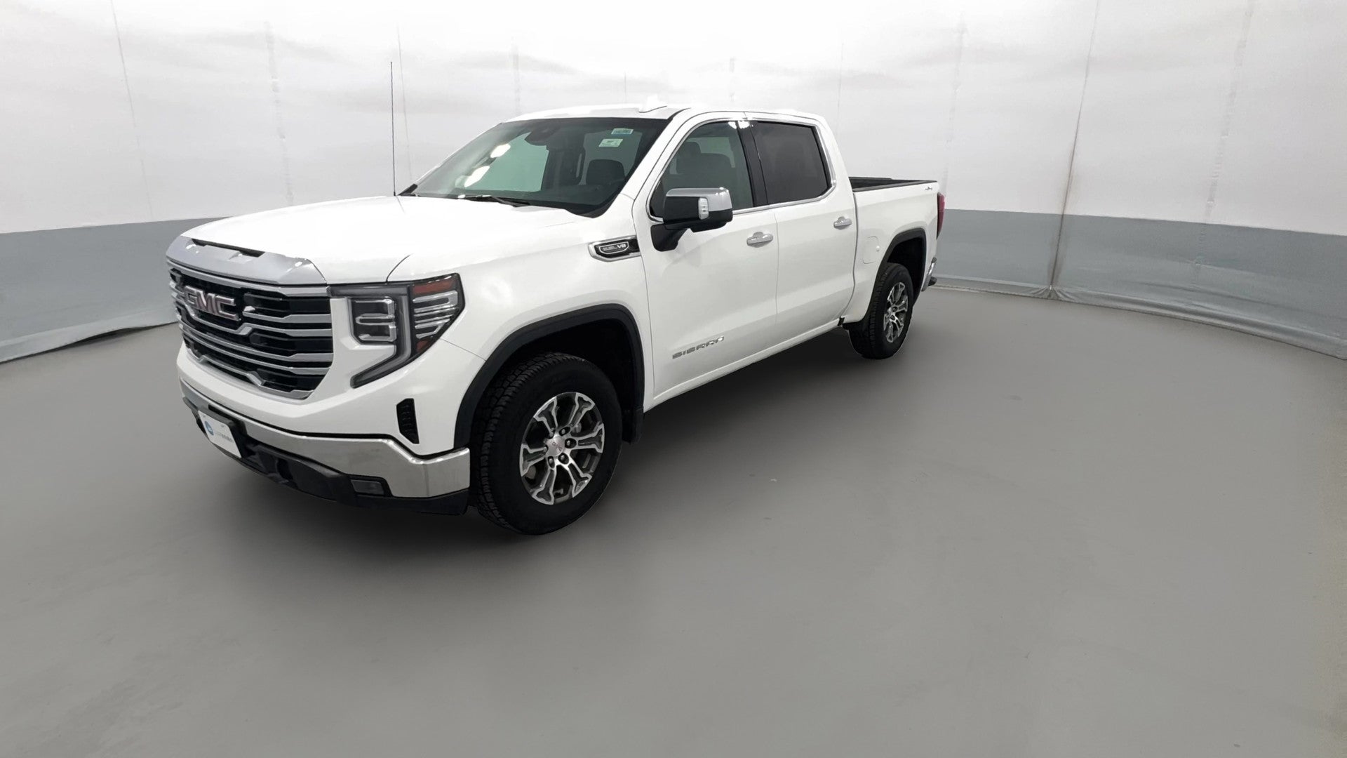 2025 GMC Sierra 1500 Crew Cab vehicle photo