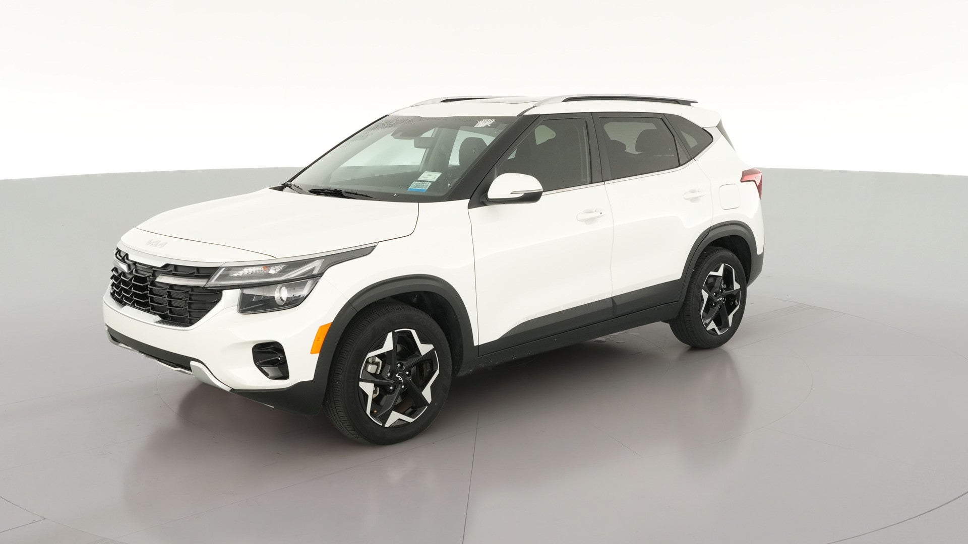 2024 Kia Seltos vehicle photo