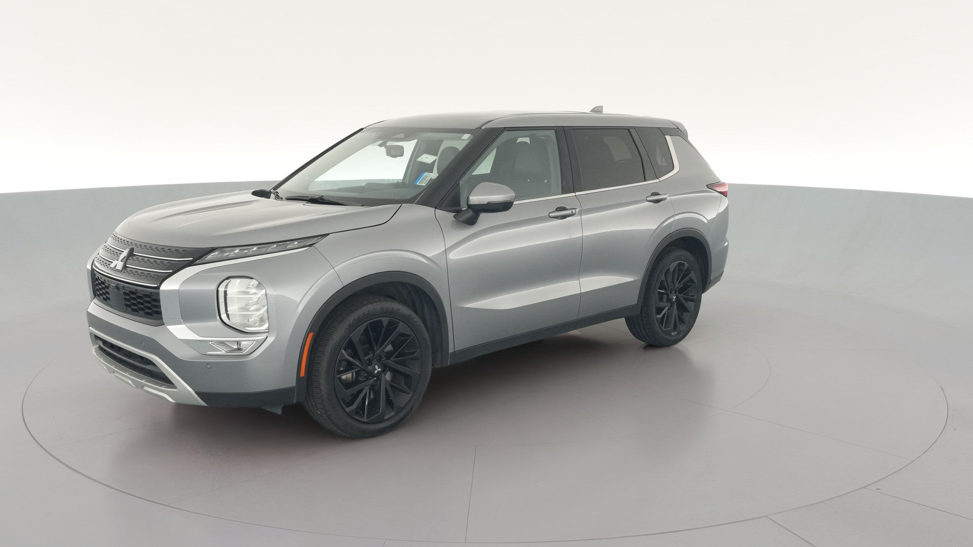 2024 Mitsubishi Outlander vehicle photo