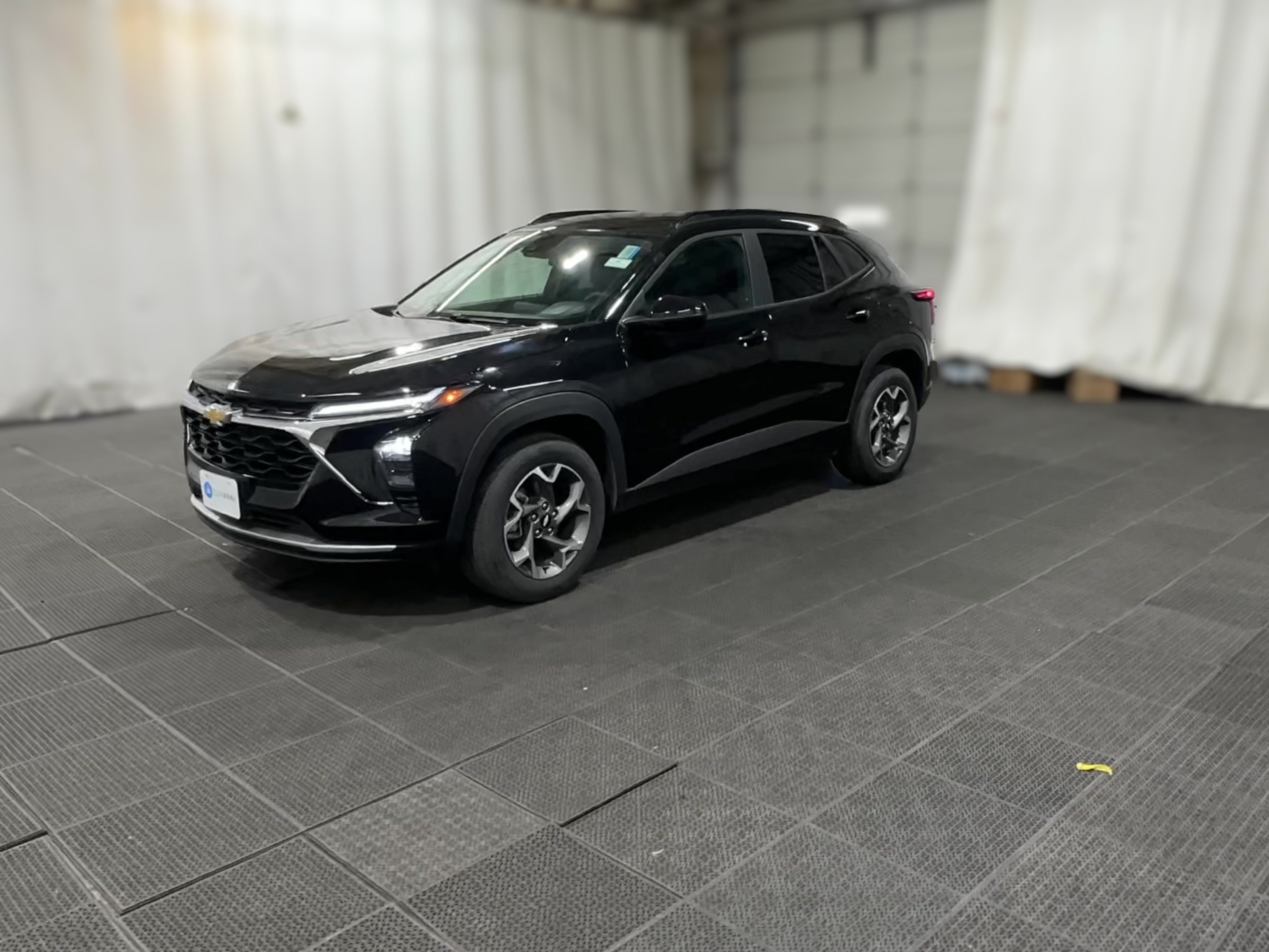2025 Chevrolet Trax LT - Photo 24