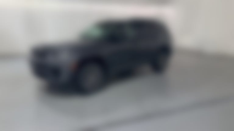 2026 Jeep Grand Cherokee vehicle photo