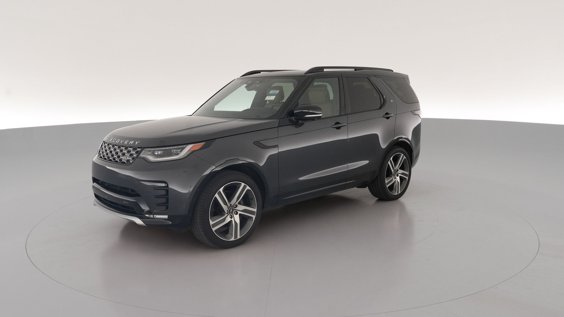 2023 Land Rover Discovery vehicle photo