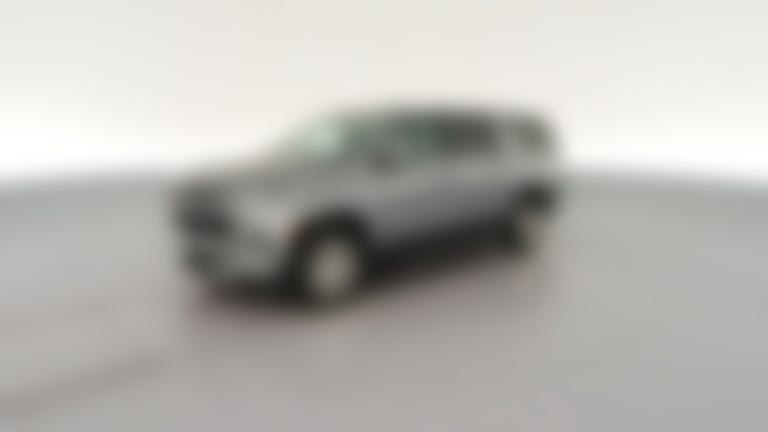 2022 Chevrolet Suburban vehicle photo