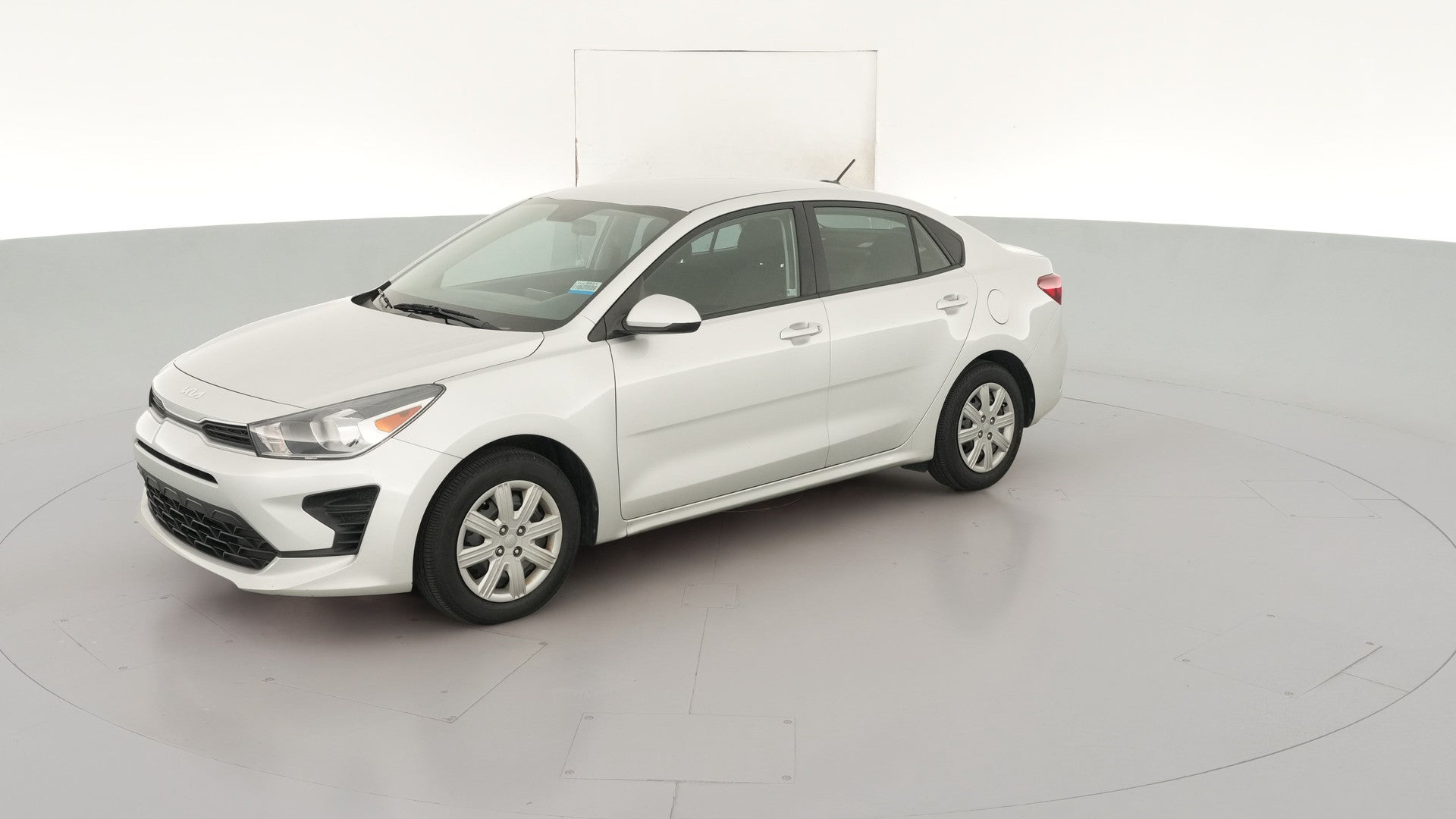2022 Kia Rio vehicle photo