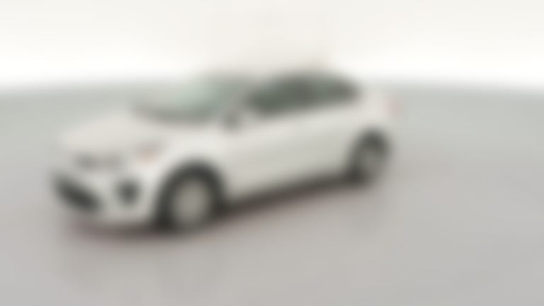 2022 Kia Rio vehicle photo