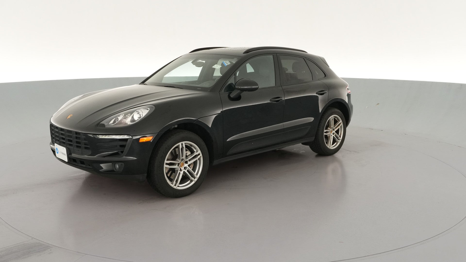 2016 Porsche Macan vehicle photo
