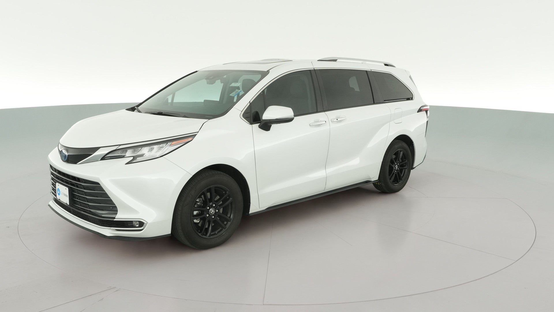 2024 Toyota Sienna vehicle photo