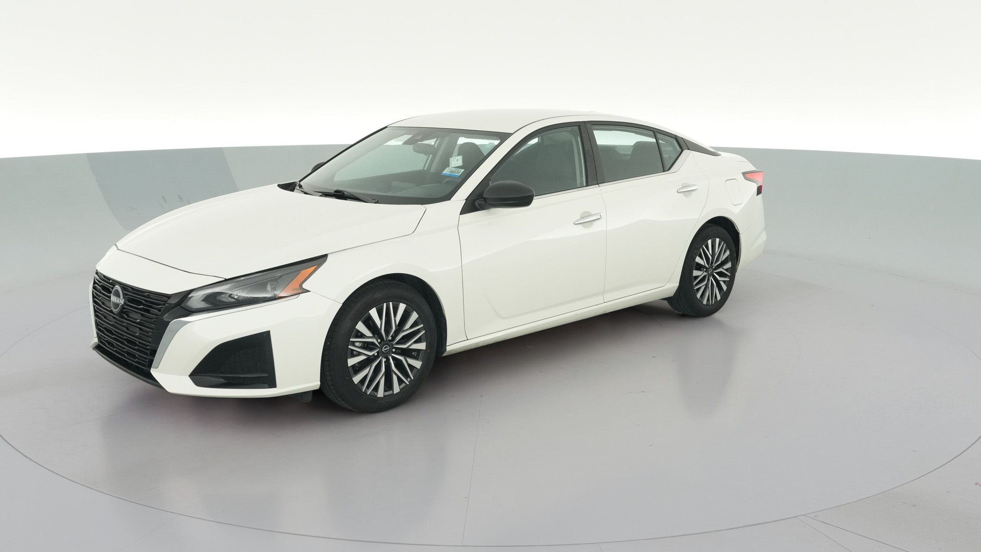 2025 Nissan Altima vehicle photo
