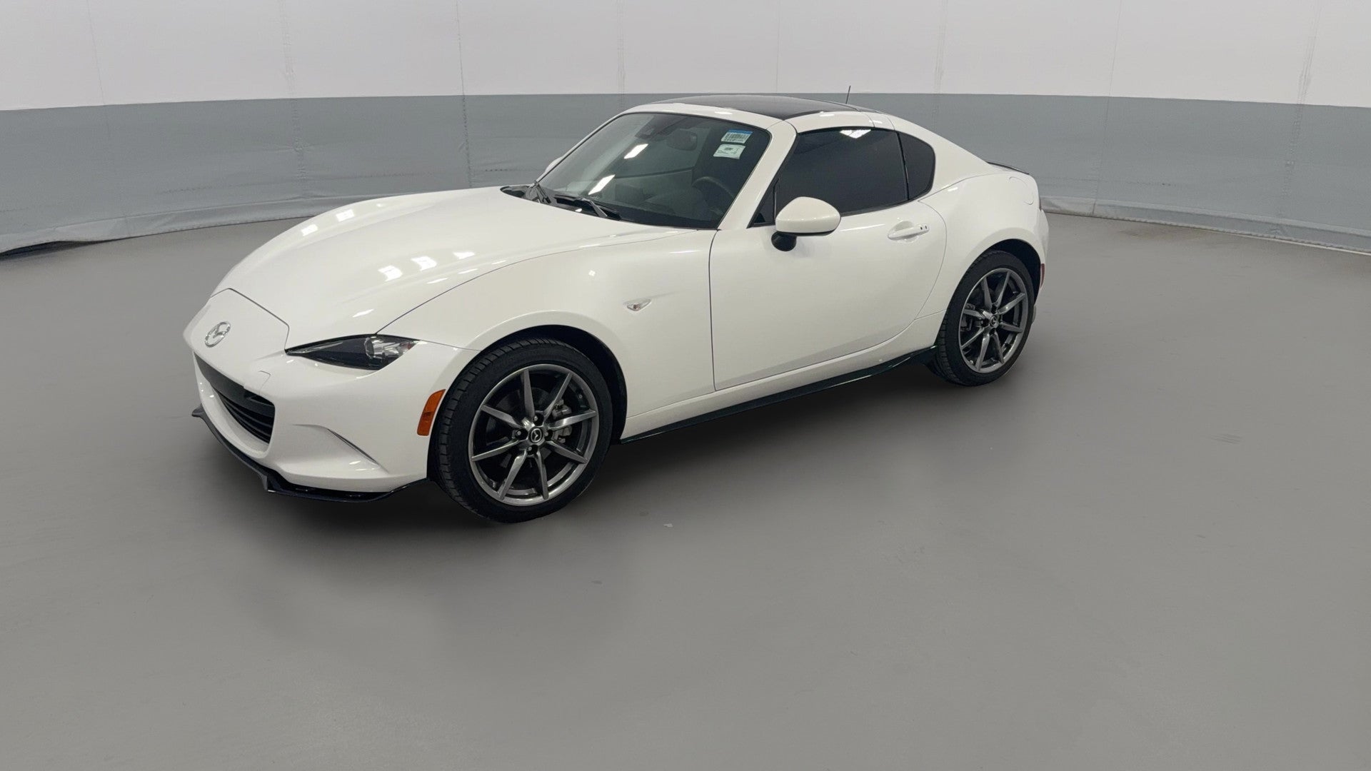 2021 MAZDA MX-5 Miata RF vehicle photo