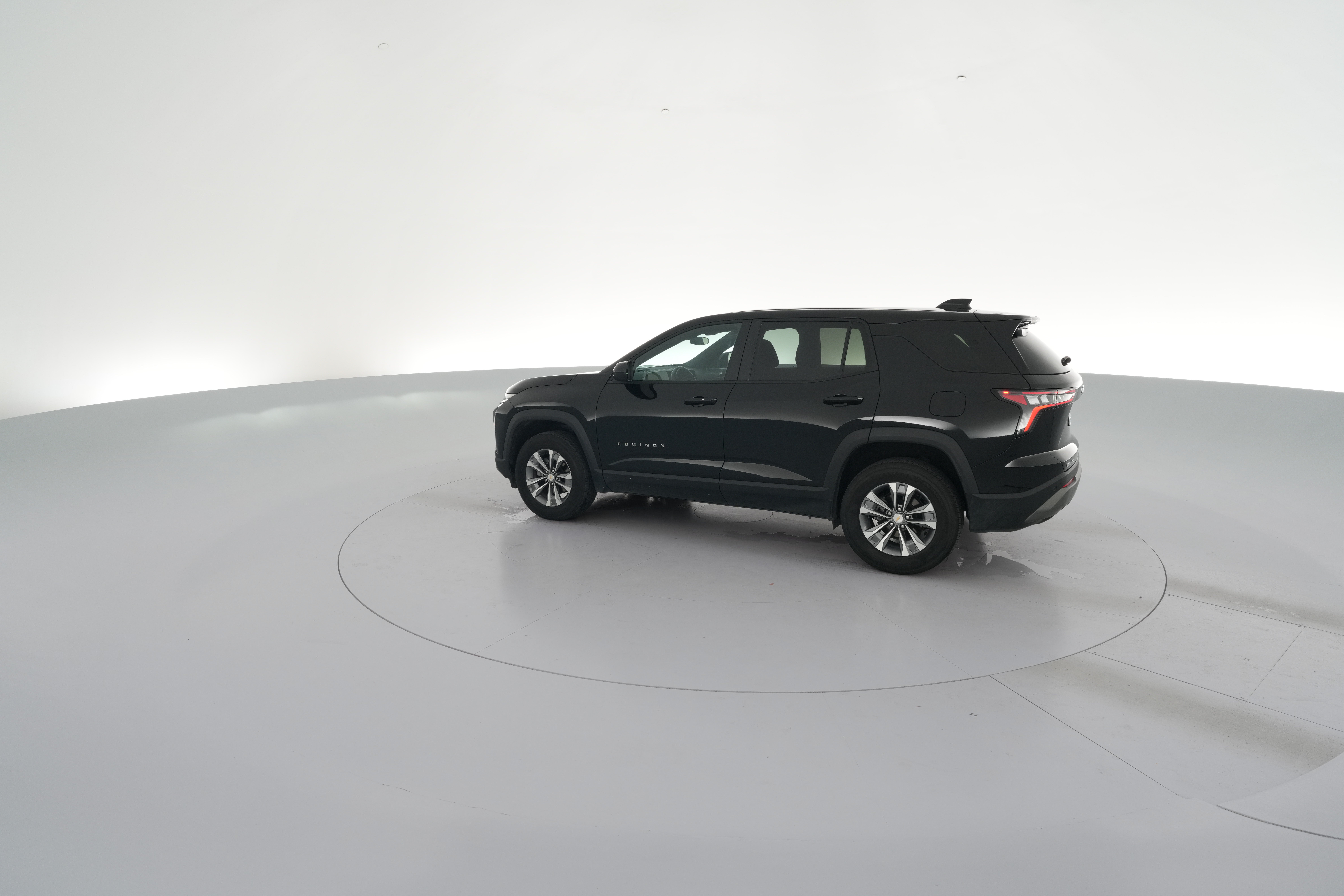 2025 Chevrolet Equinox LT - Photo 31