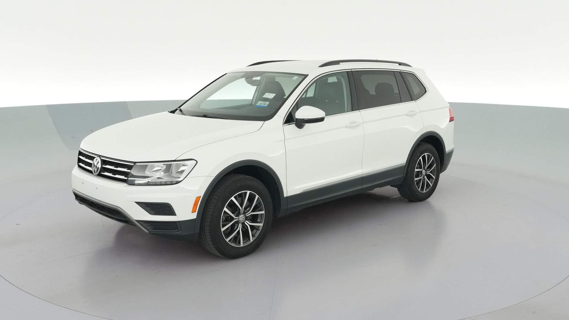 2020 Volkswagen Tiguan vehicle photo