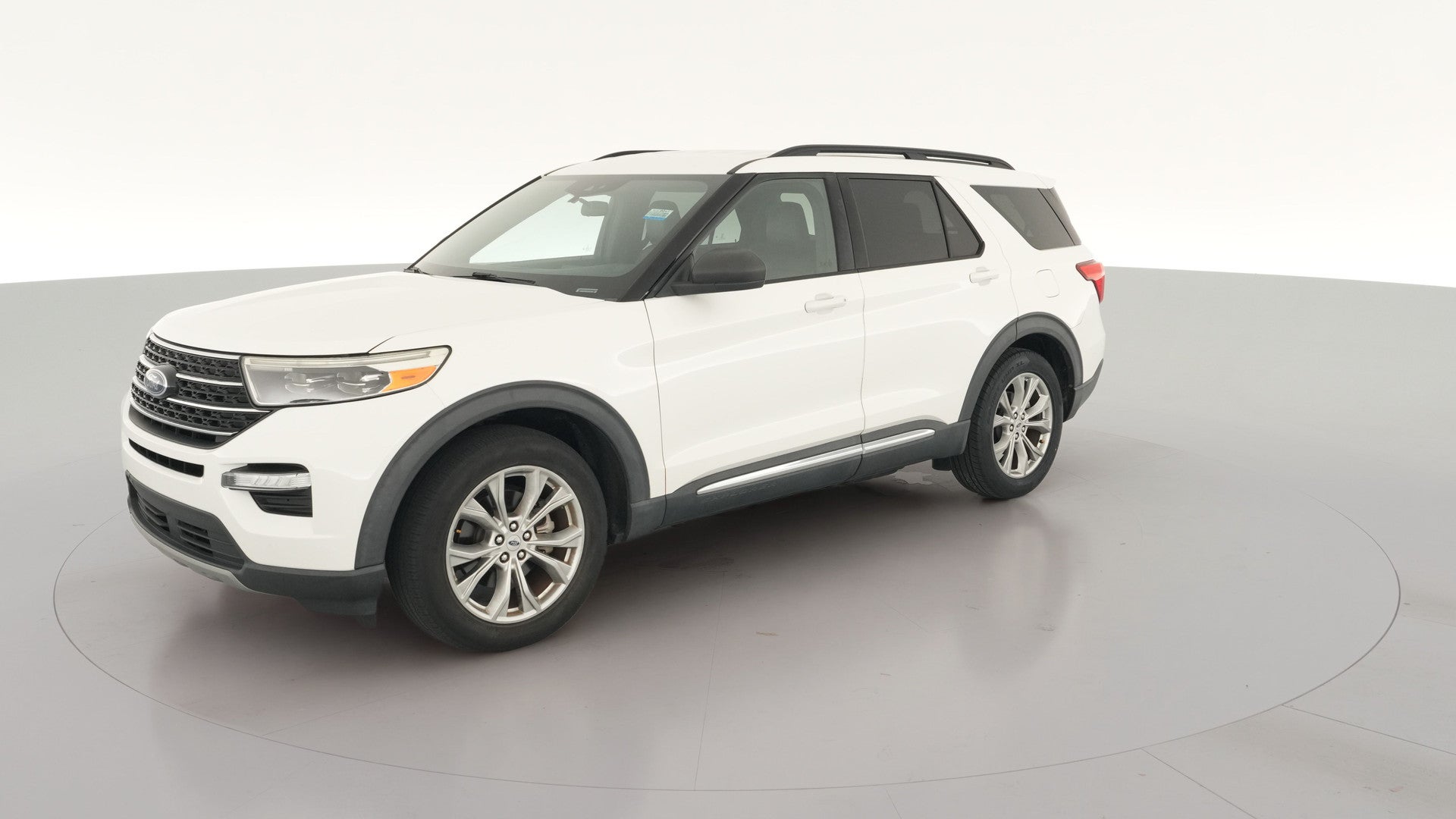 2020 Ford Explorer vehicle photo