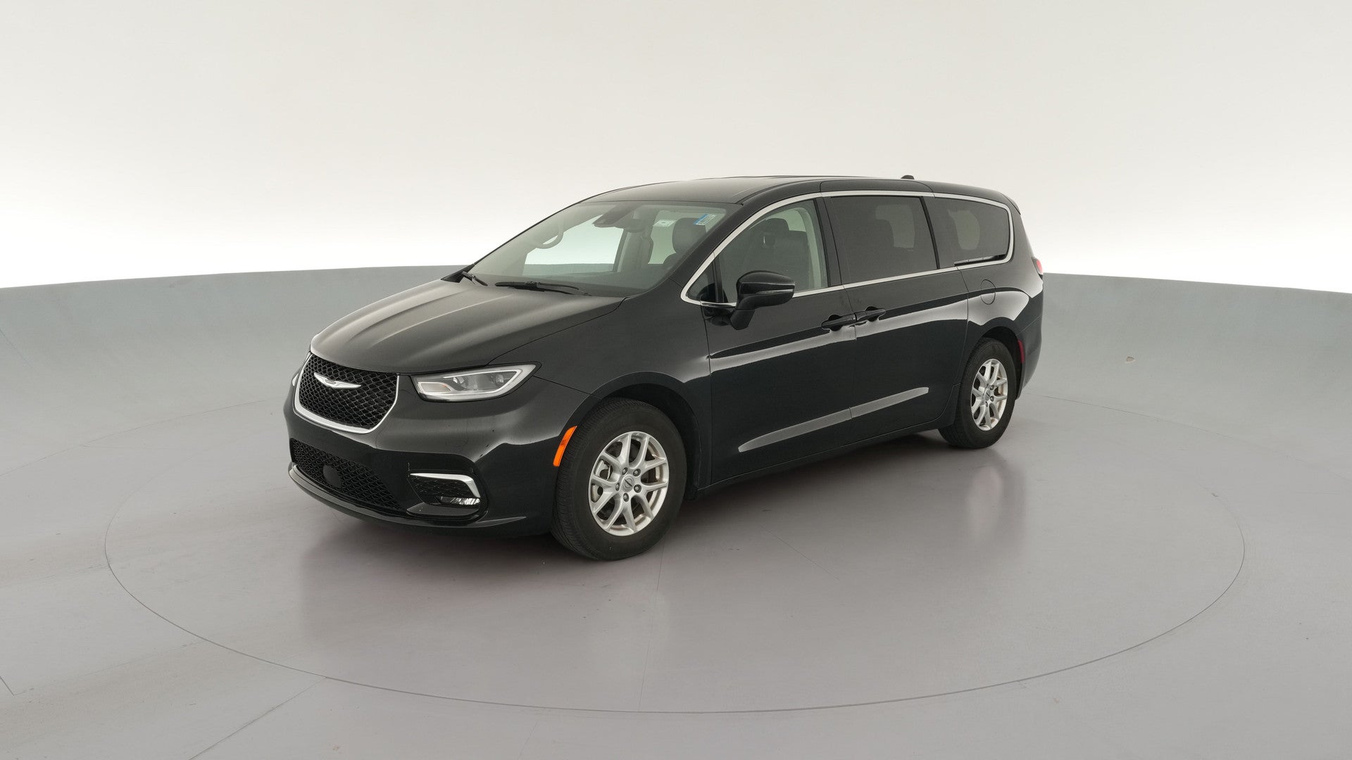 2023 Chrysler Pacifica vehicle photo
