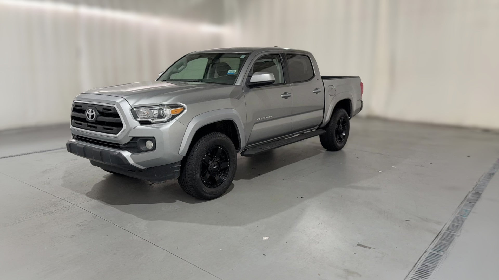 2017 Toyota Tacoma Double Cab vehicle photo