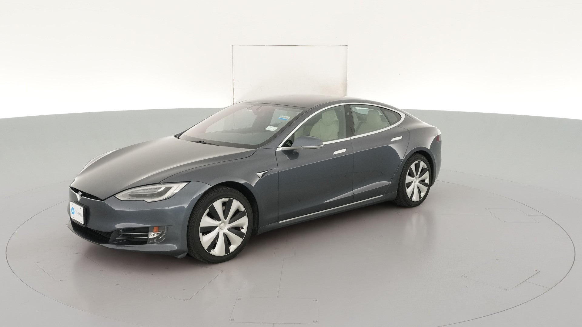 2020 Tesla Model S vehicle photo