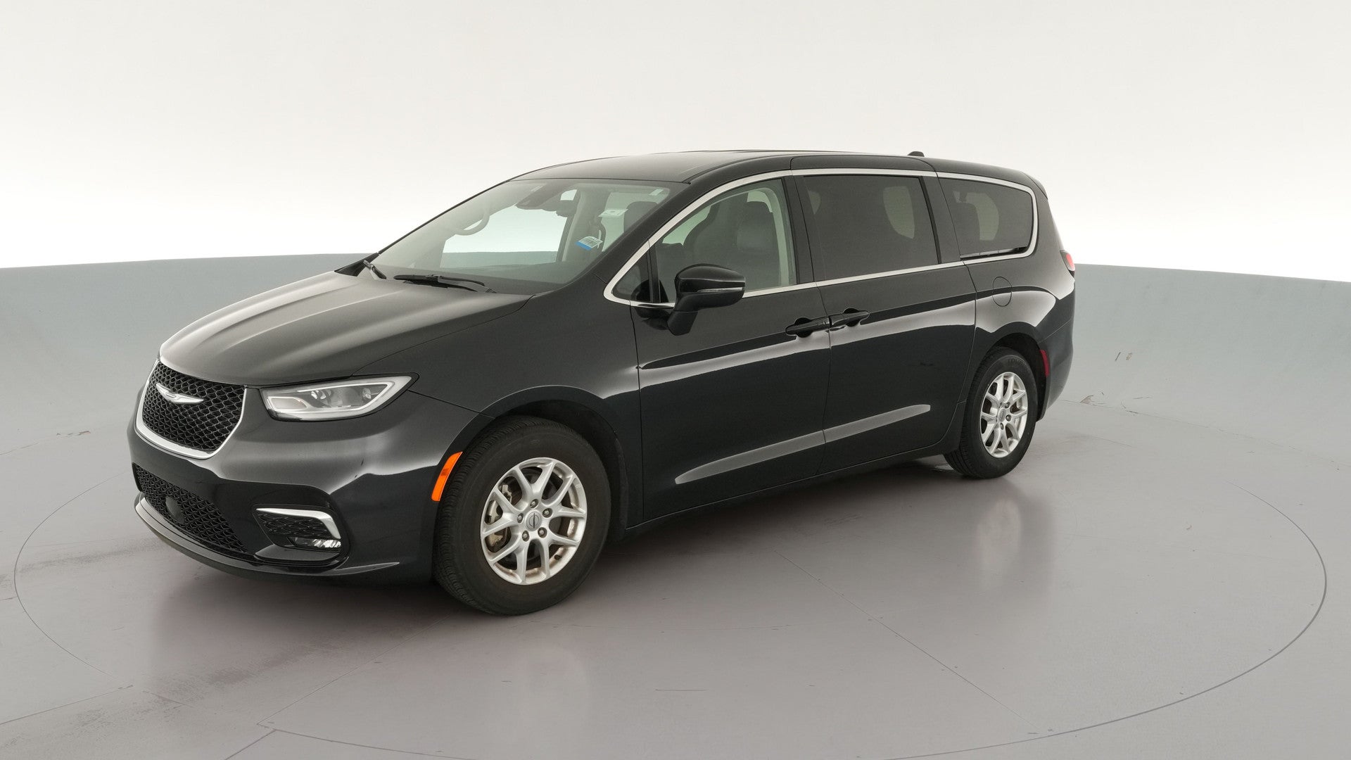 2023 Chrysler Pacifica vehicle photo