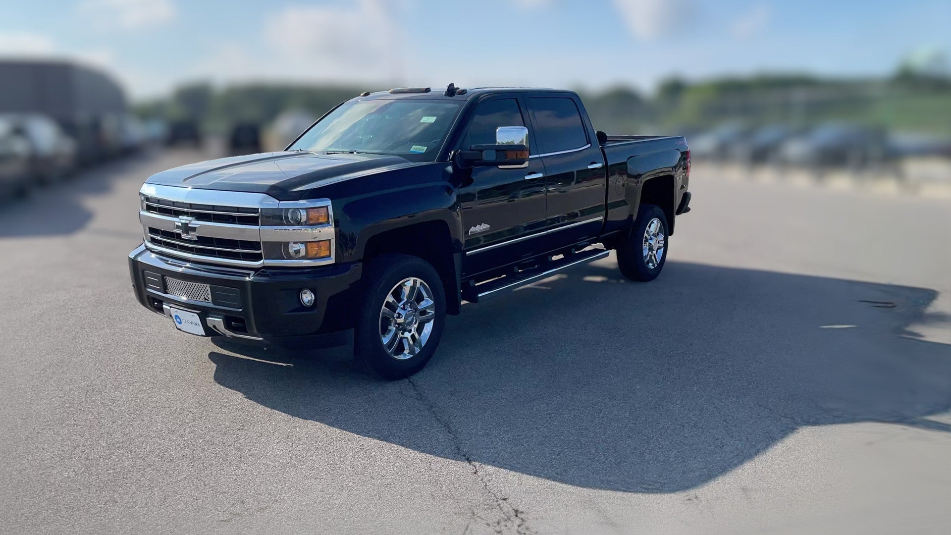 2018 Chevrolet Silverado 2500 HD Crew Cab vehicle photo