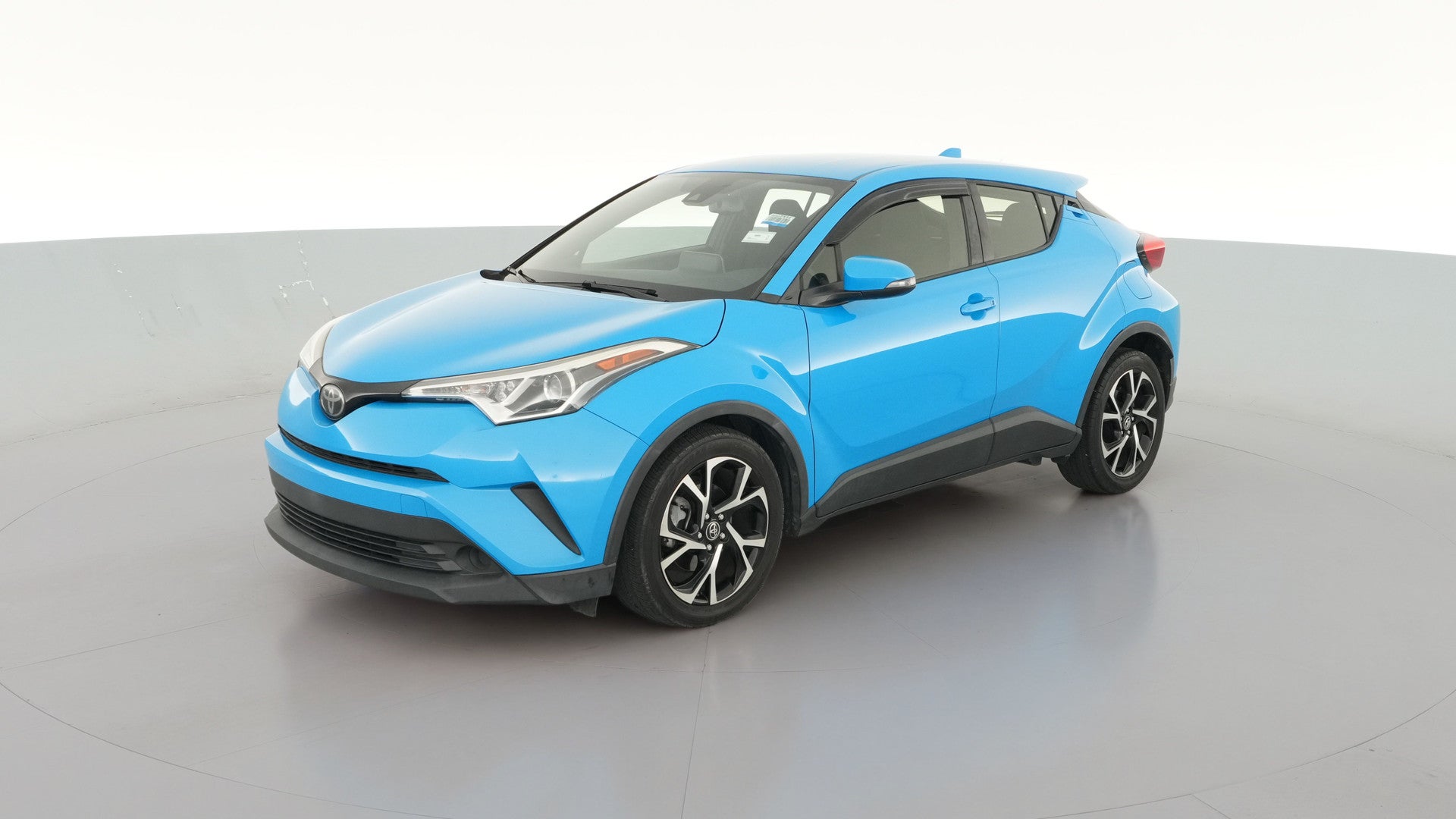 2019 Toyota C-HR vehicle photo
