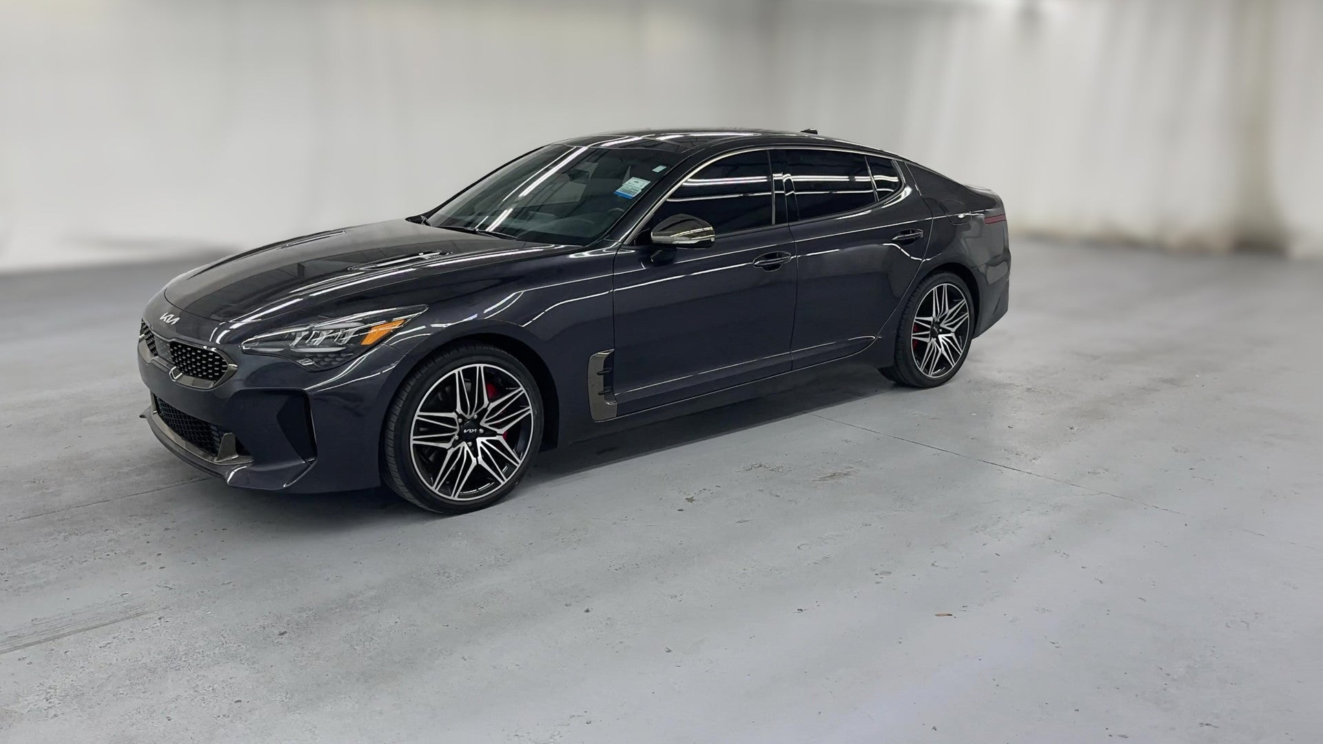 2022 Kia Stinger vehicle photo