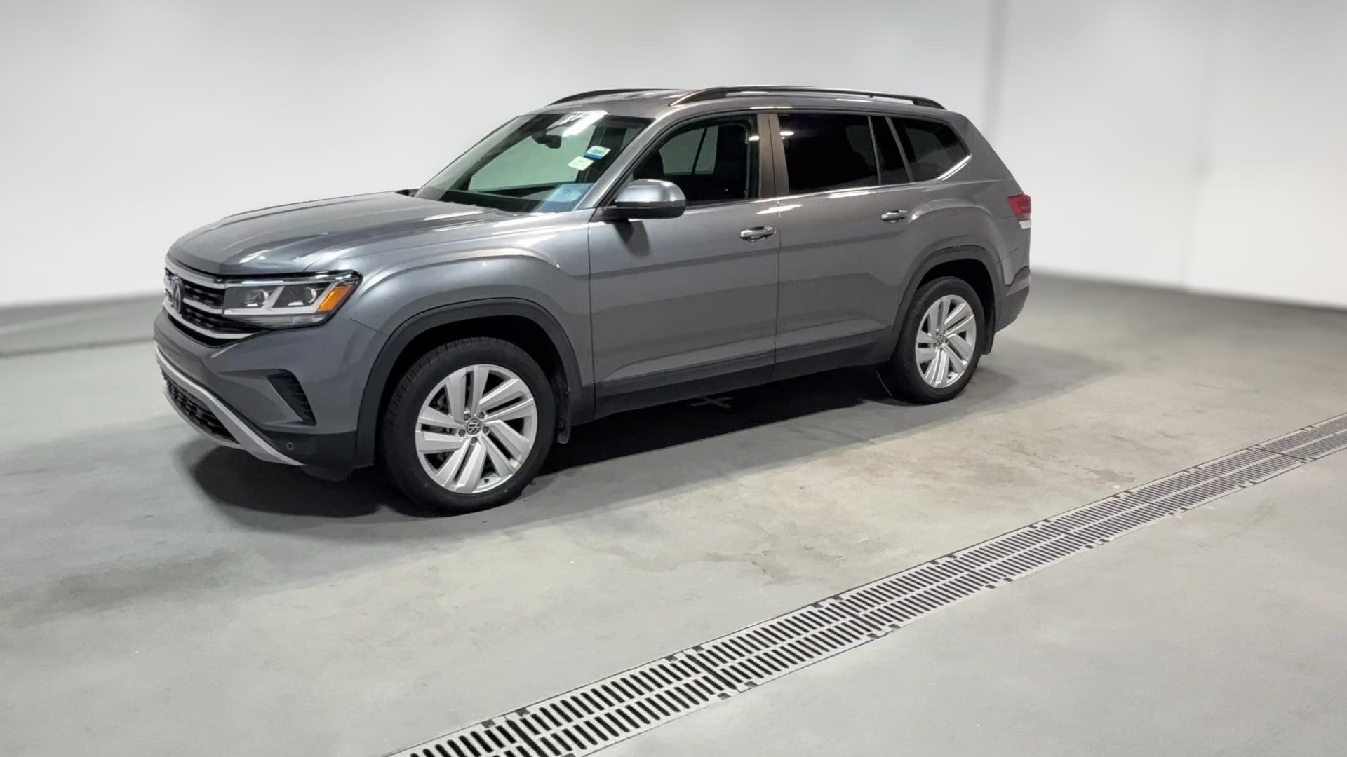 2021 Volkswagen Atlas vehicle photo