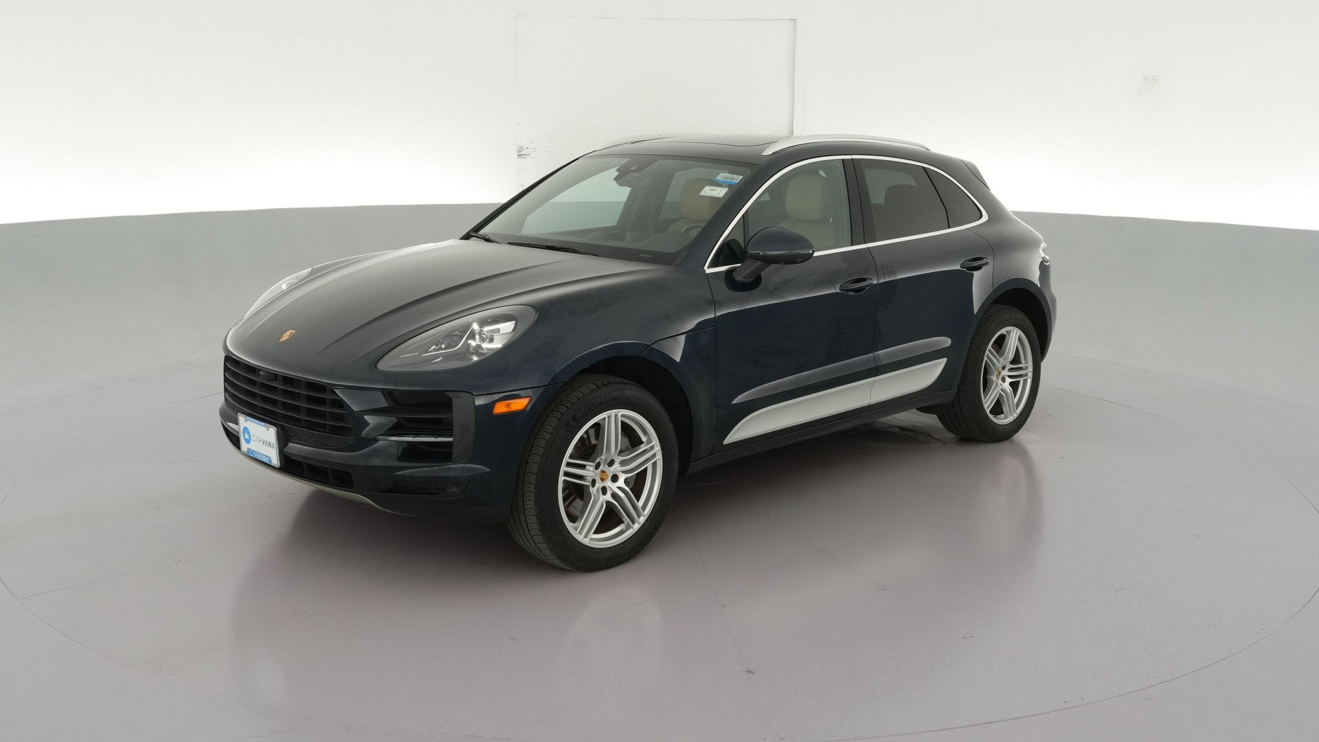 2020 Porsche Macan vehicle photo