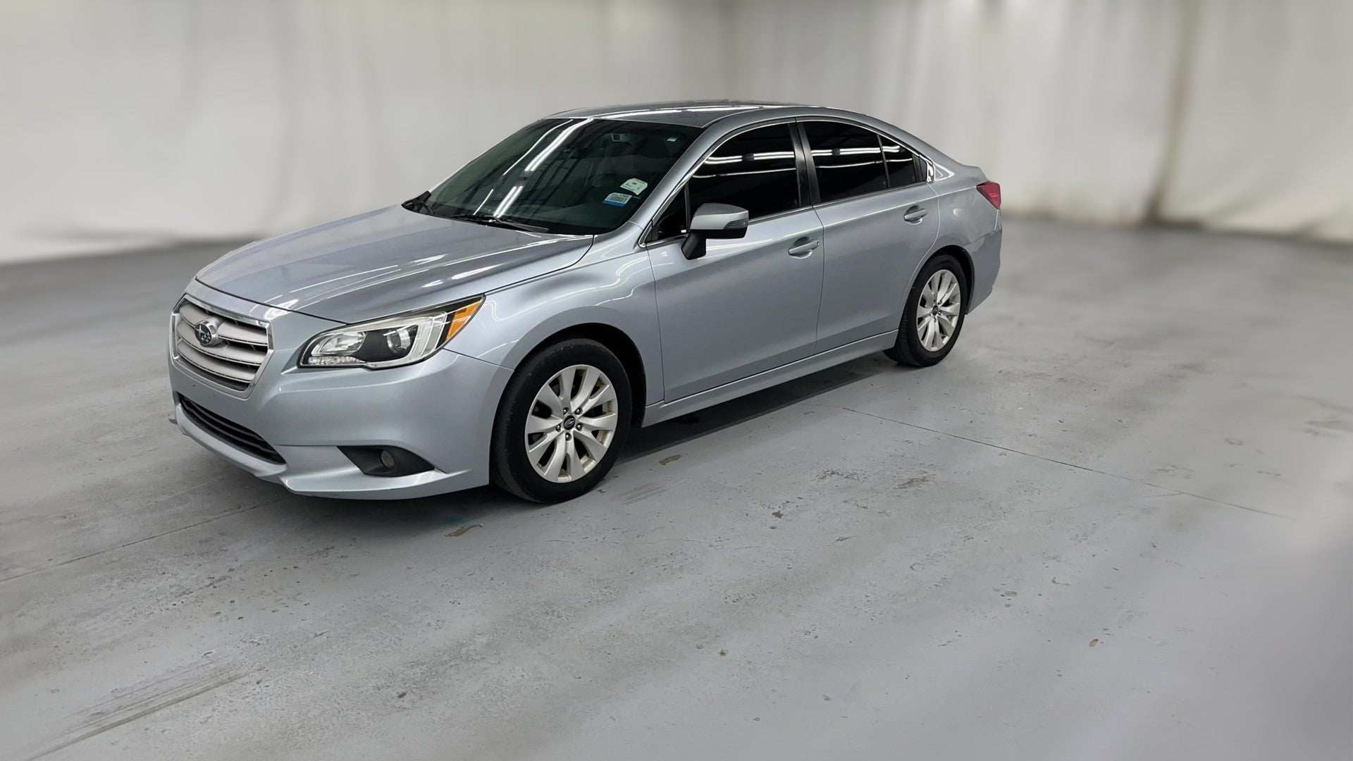 2017 Subaru Legacy vehicle photo