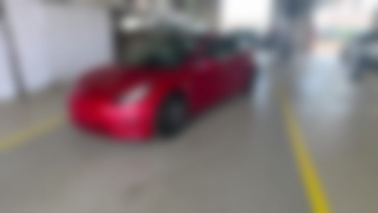 2018 Tesla Model 3 vehicle photo