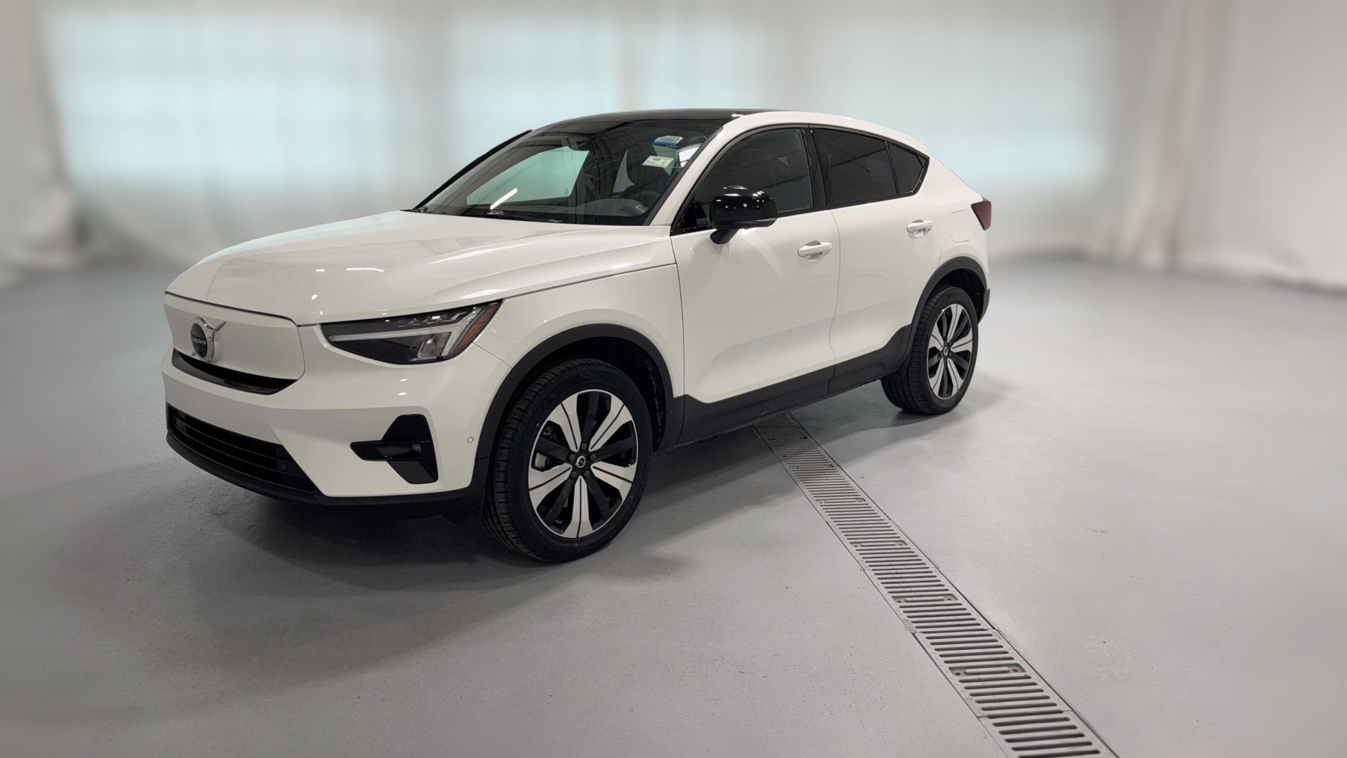 2023 Volvo C40 Recharge vehicle photo