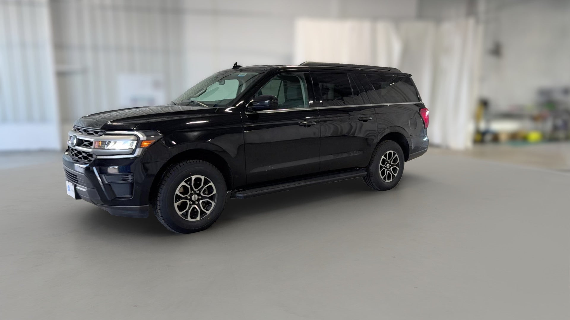 2024 Ford Expedition MAX vehicle photo