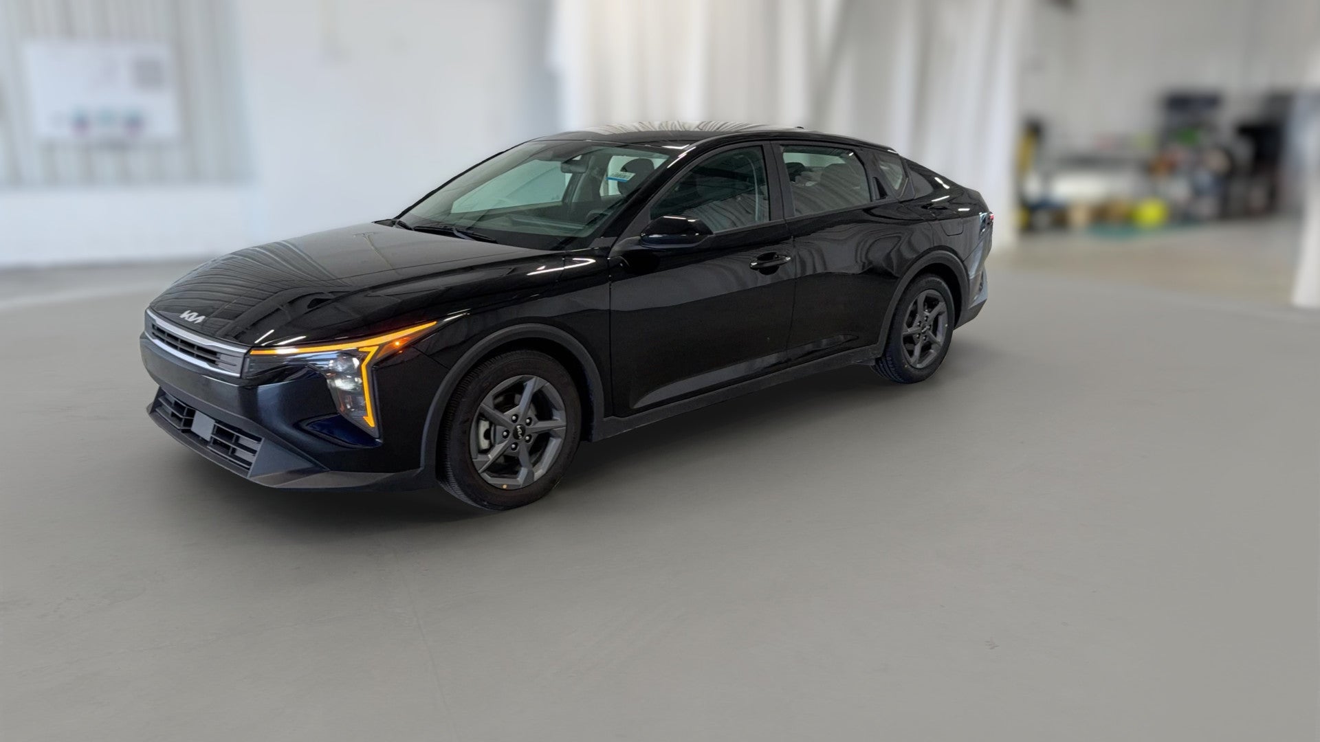 2025 Kia K4 vehicle photo