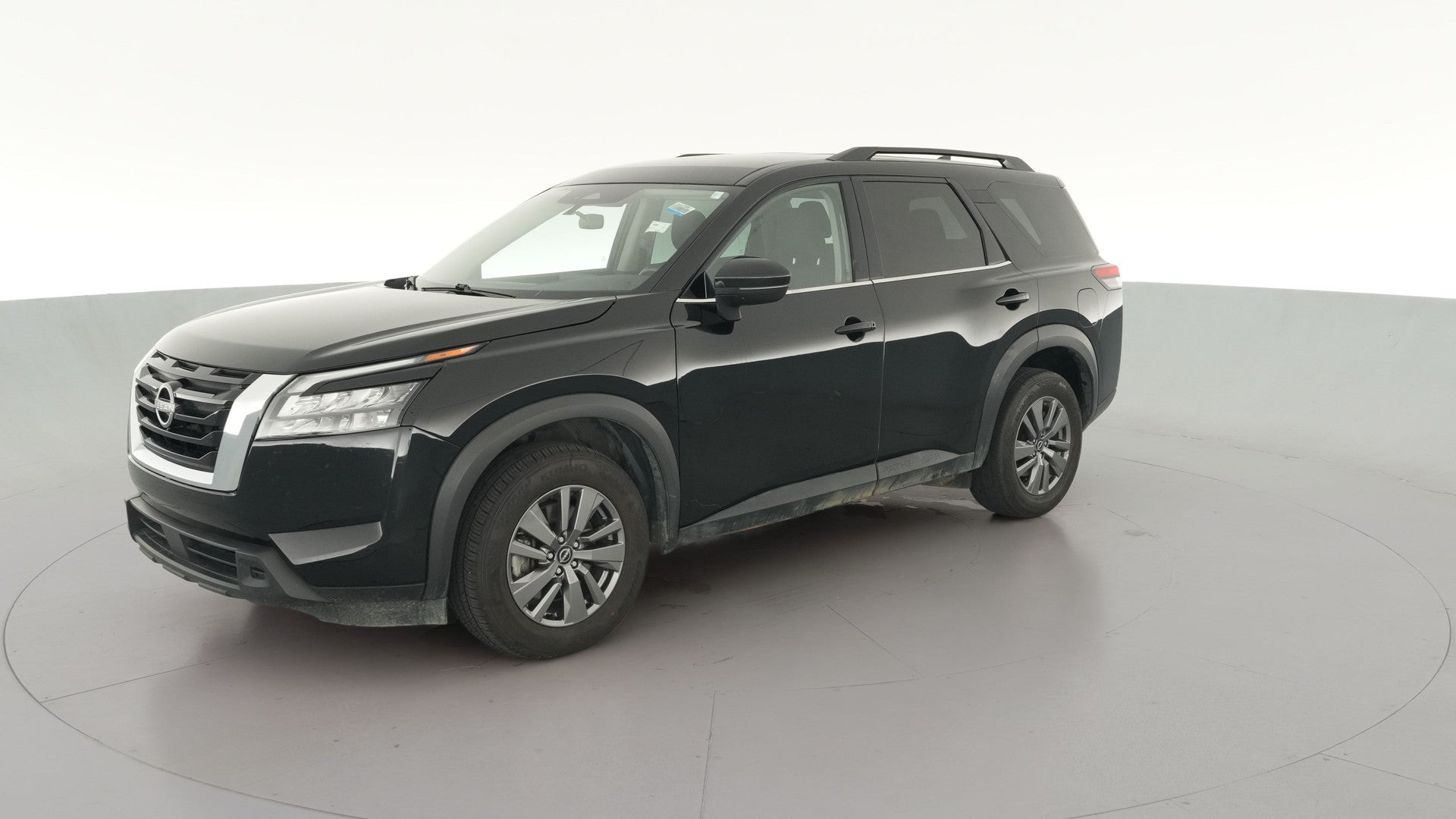 2025 Nissan Pathfinder vehicle photo