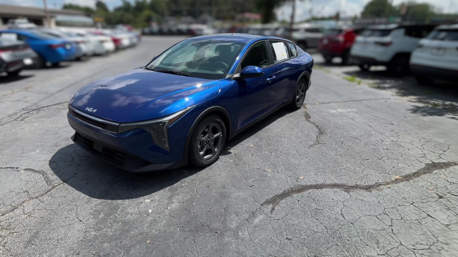 2025 Kia K4 vehicle photo