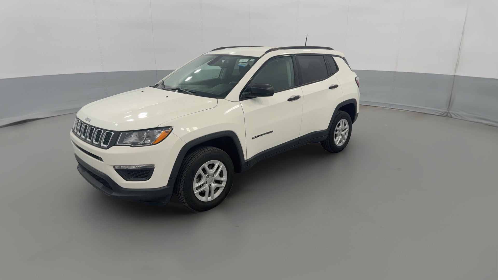 2018 Jeep Compass vehicle photo