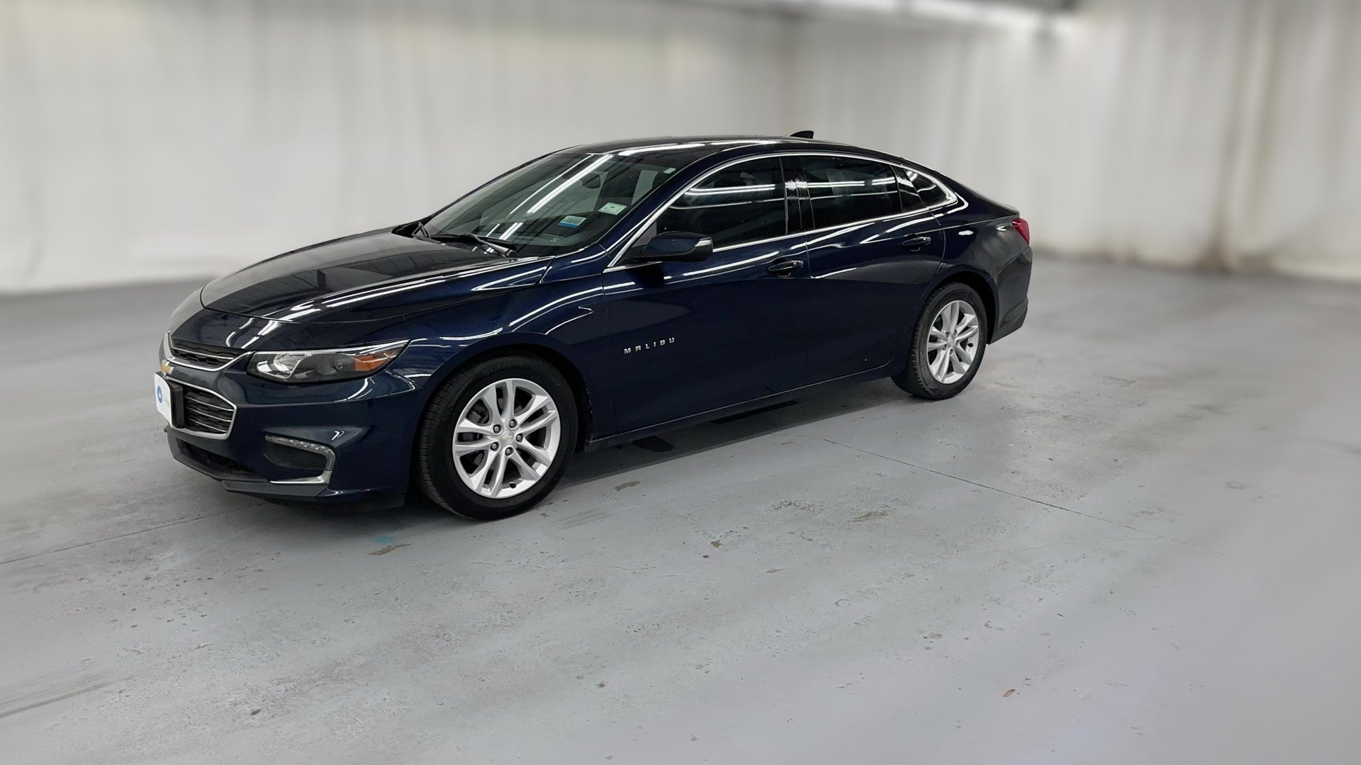 2016 Chevrolet Malibu vehicle photo