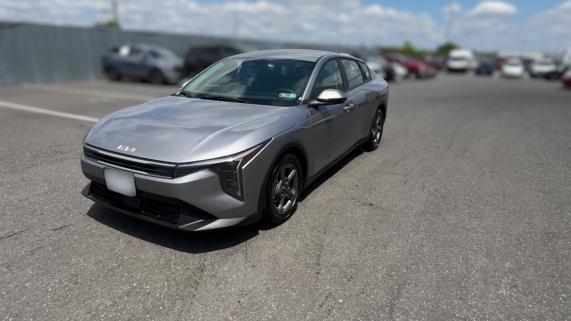 2025 Kia K4 vehicle photo