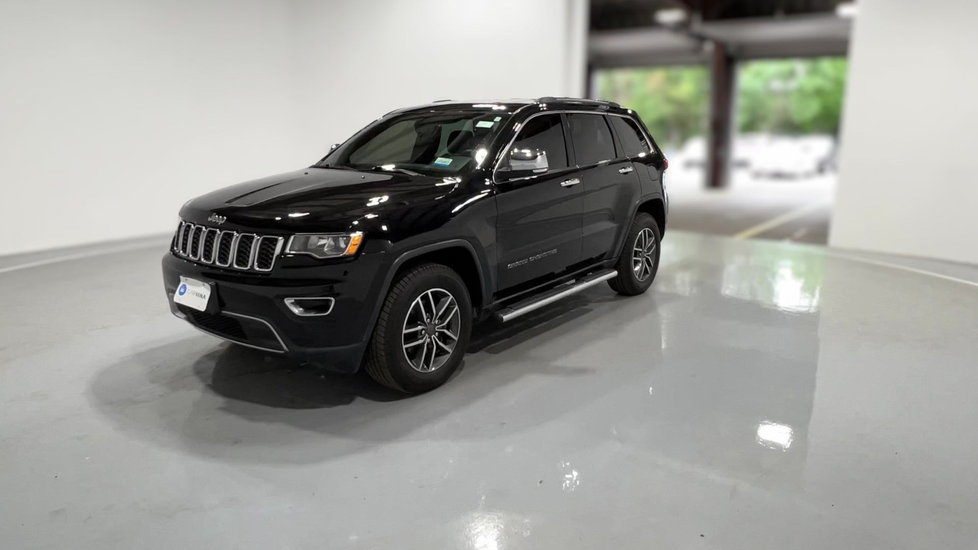 2019 Jeep Grand Cherokee vehicle photo