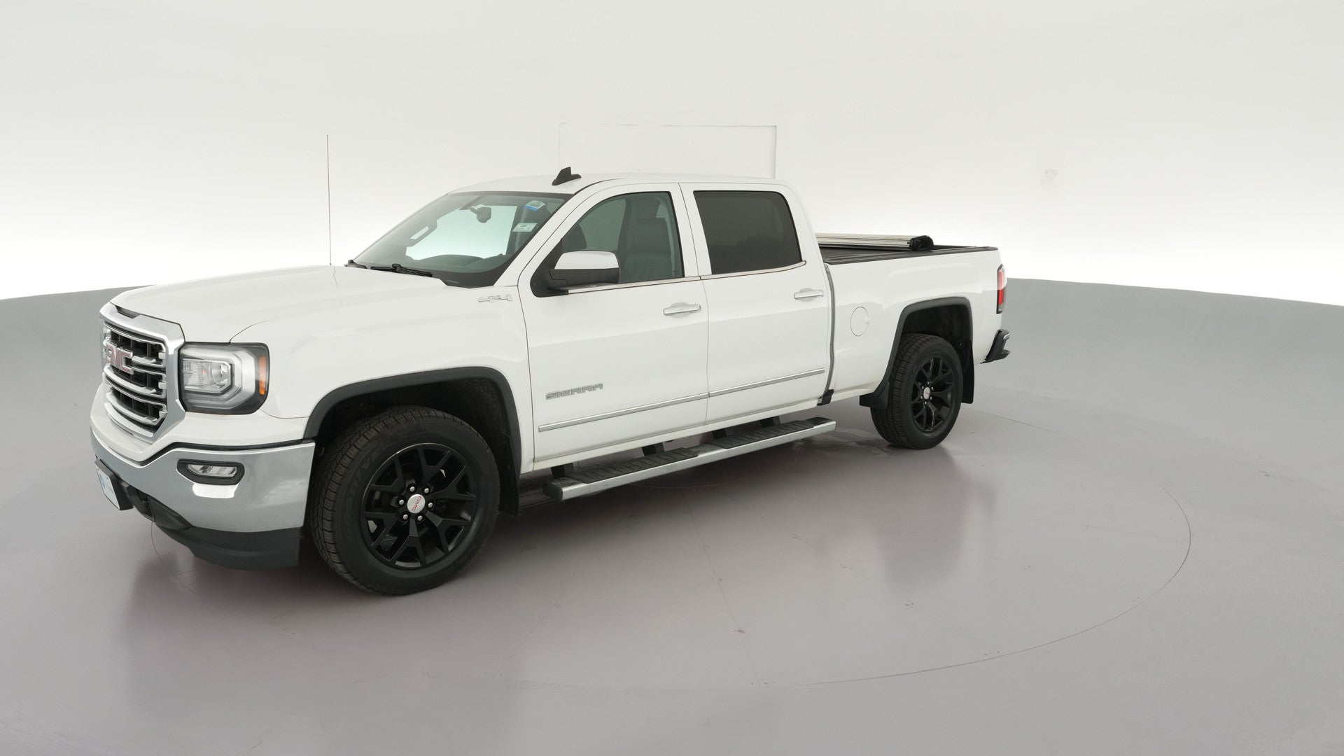 2017 GMC Sierra 1500 Crew Cab vehicle photo