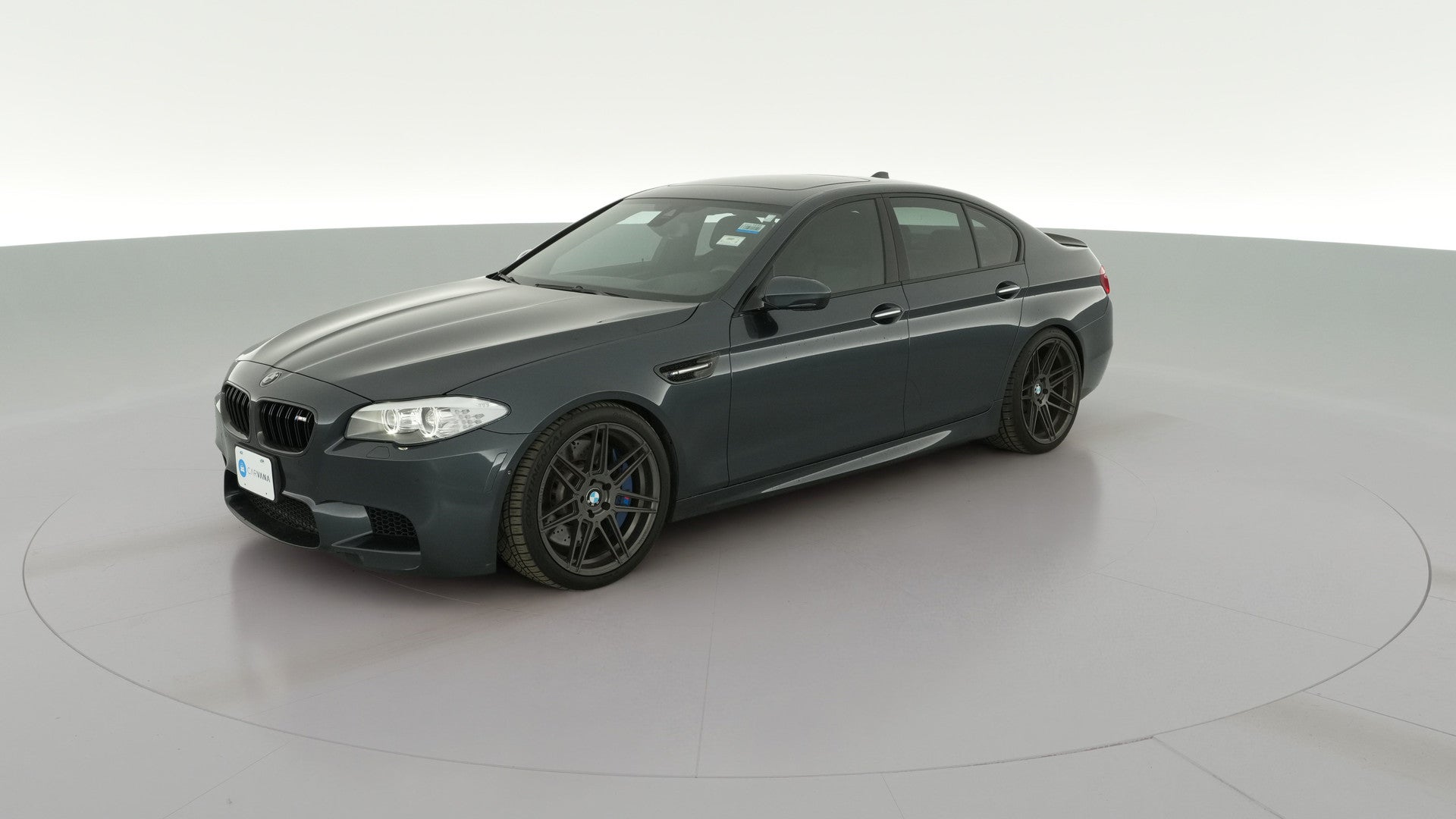 2013 BMW M5 vehicle photo