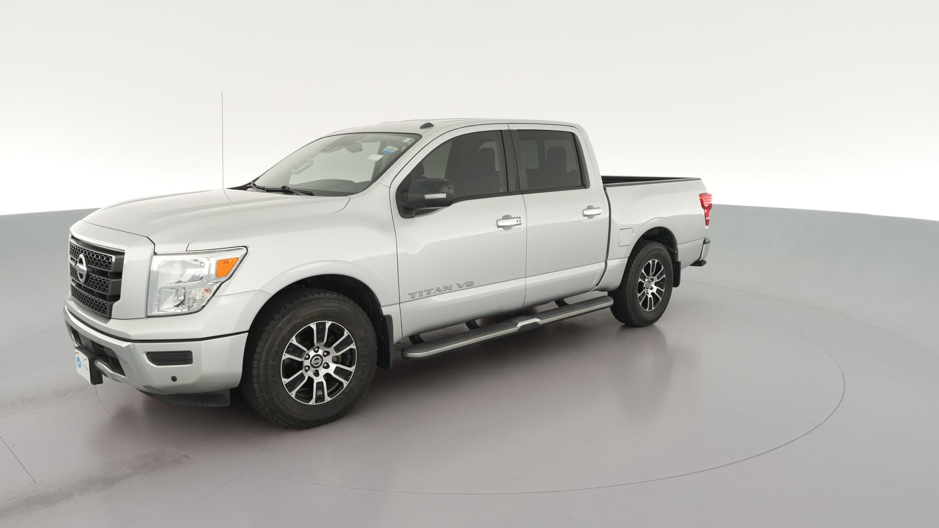 2020 Nissan Titan Crew Cab vehicle photo