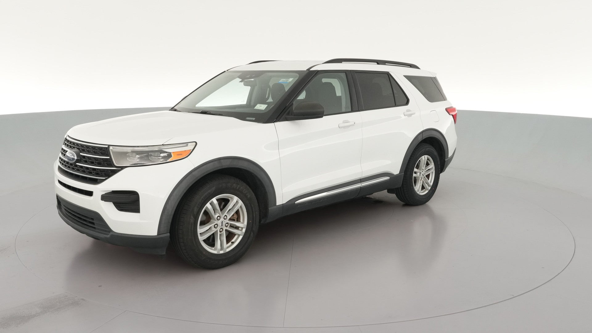 2020 Ford Explorer vehicle photo