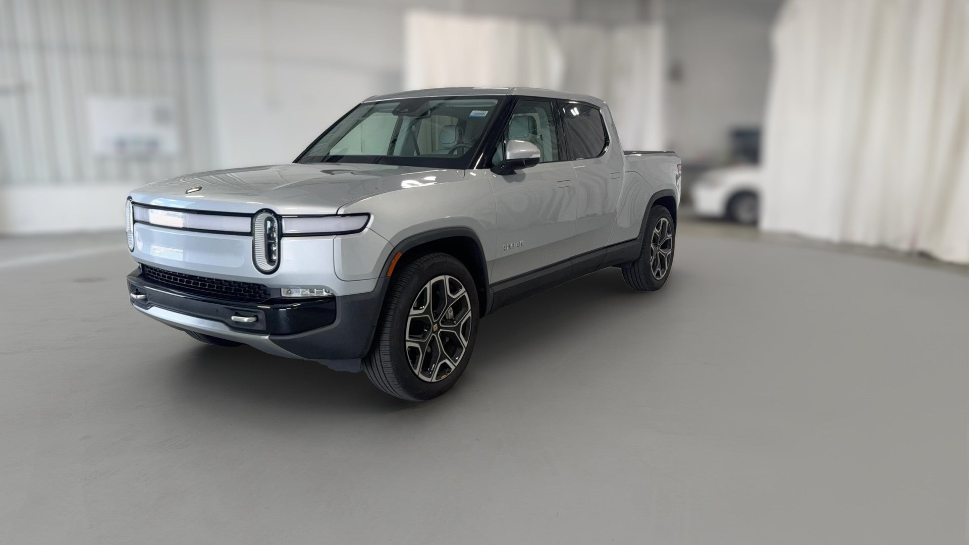 2023 Rivian R1T vehicle photo