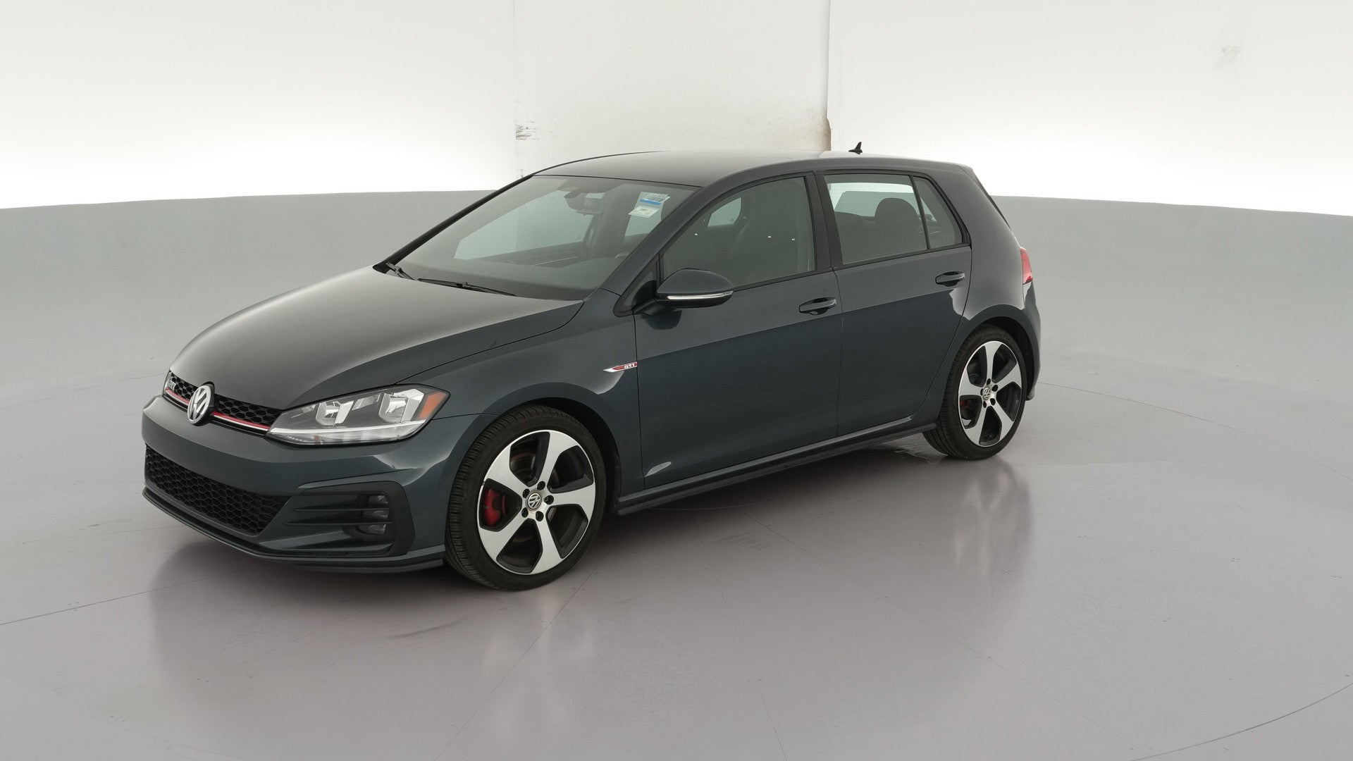 2018 Volkswagen Golf GTI vehicle photo